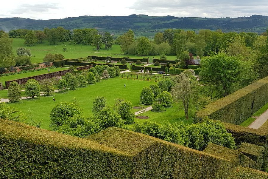 Powis Castle and Garden image