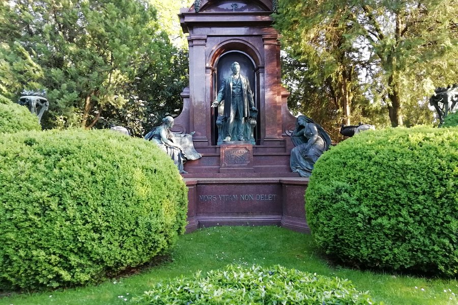 Central Cemetery (Zentralfriedhof) image