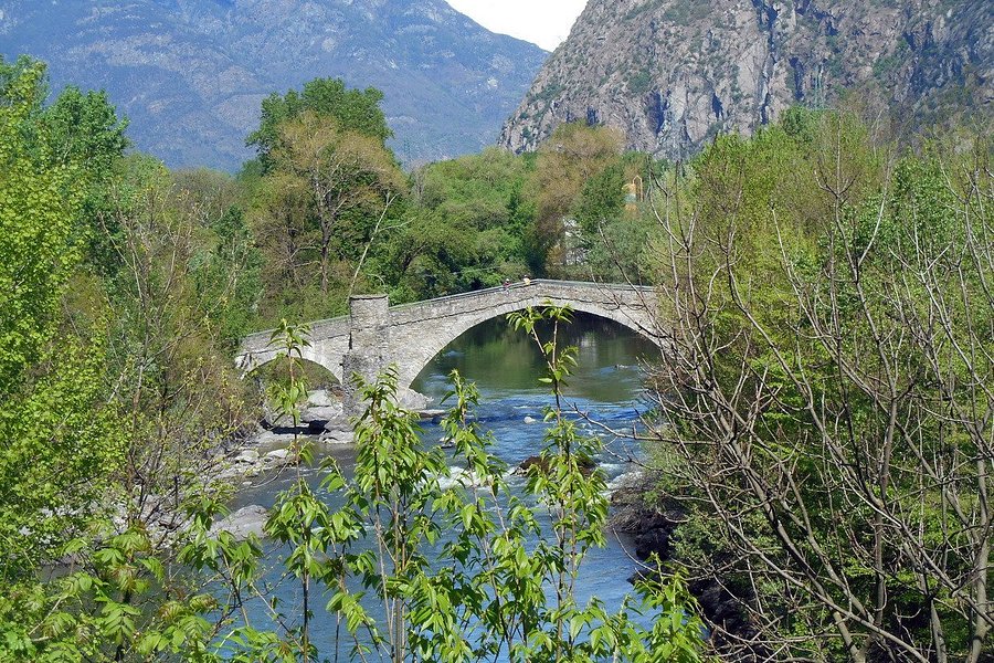 Ponte di Echallod image