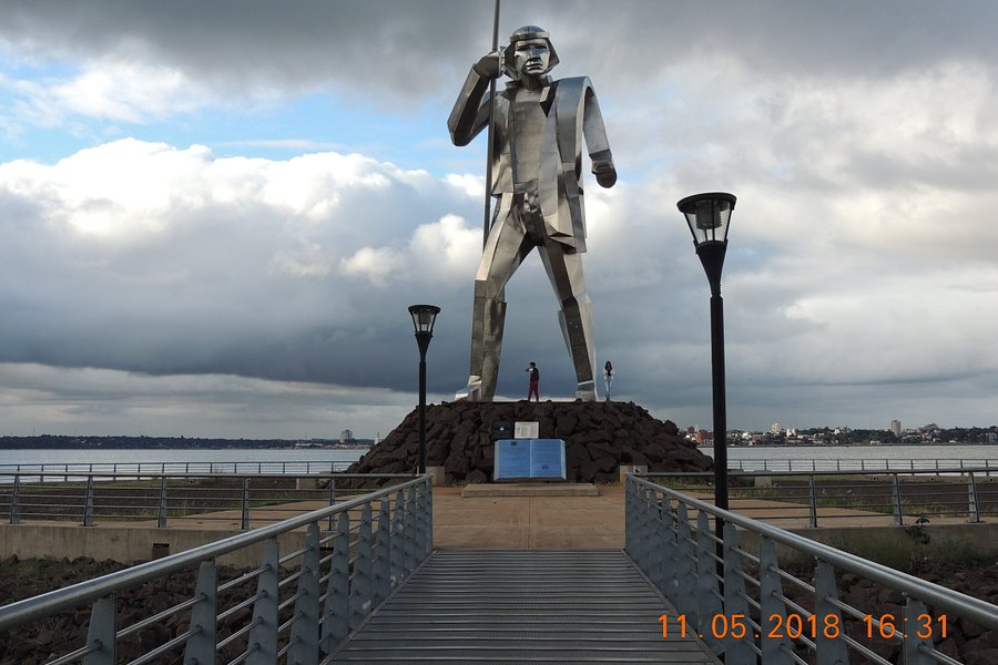Monumento Andres Guazurari image