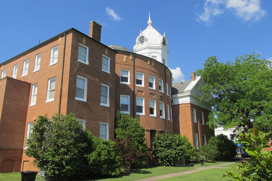 Old Monroe County Courthouse and Heritage Museum image
