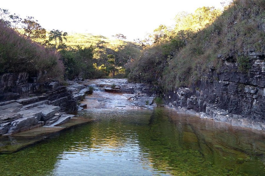Poco Dourado Waterfall image