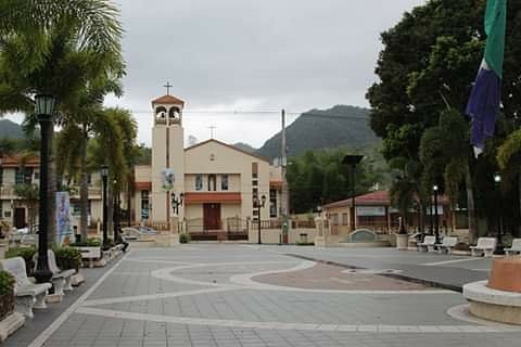 Plaza de Recreo Adjuntas image