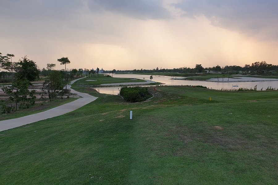 Gassan Panorama Golf Club image