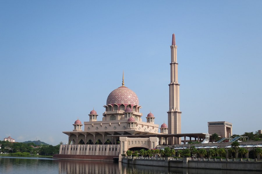 Putra Mosque image