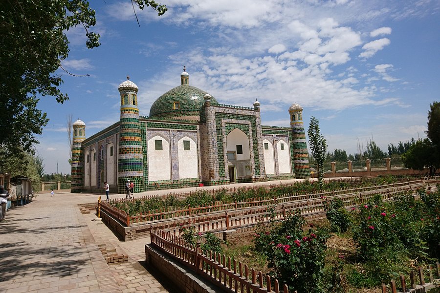 Abakh Hoja Tomb image