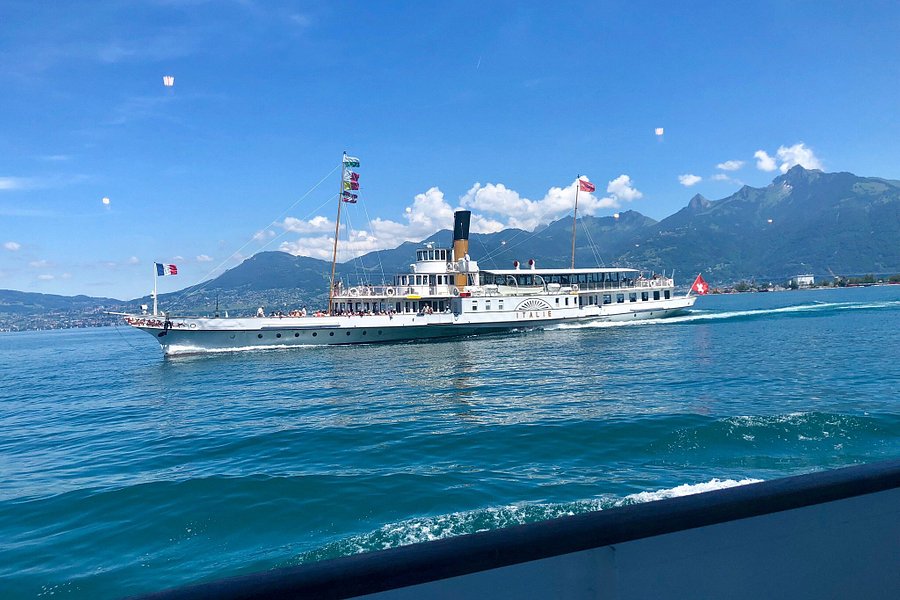 La Suisse - Belle Epoque - paddle steamboat image
