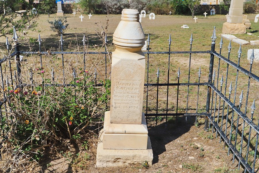 Old Fort Cemetery image