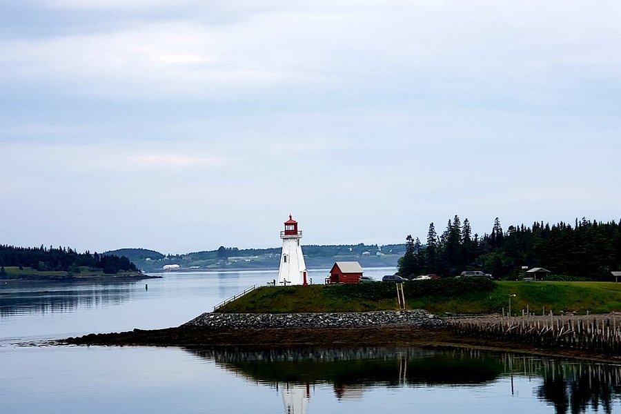 Mulholland Point Lighthouse image