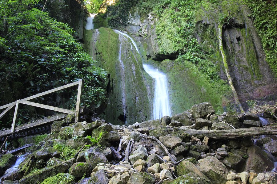 Aktas Waterfall image