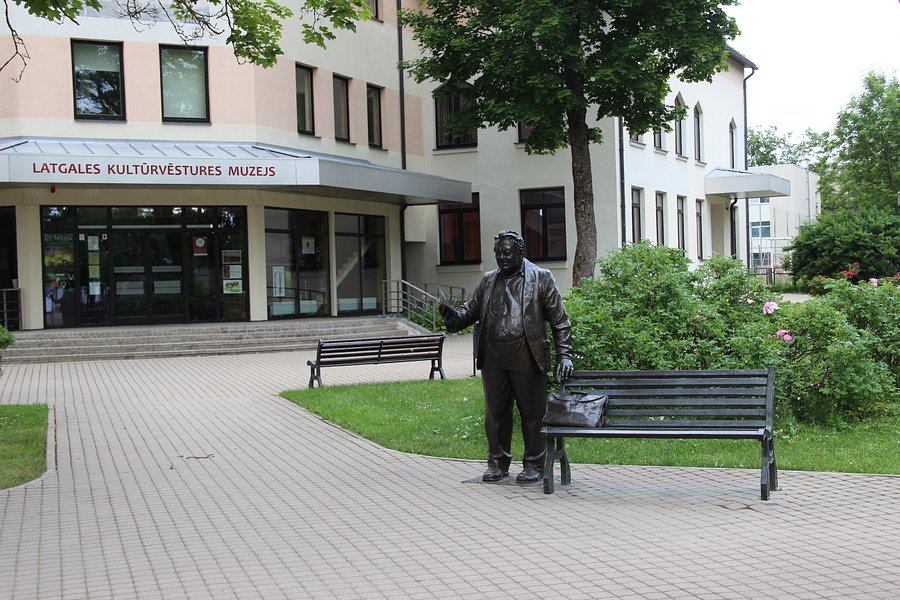 Monument to Anton Kukoyus image