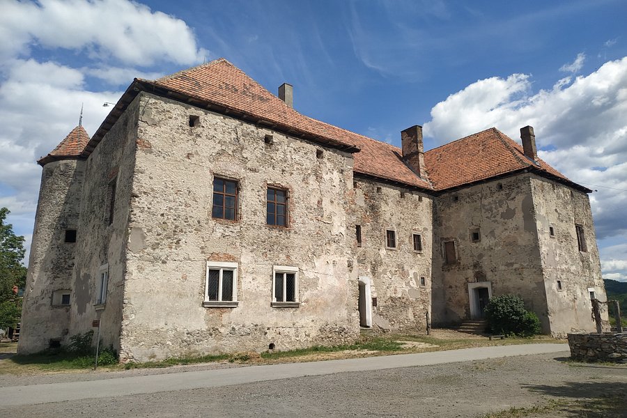 St. Miklosh Castle image