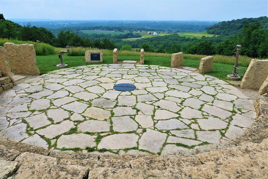 Horseshoe Mound image
