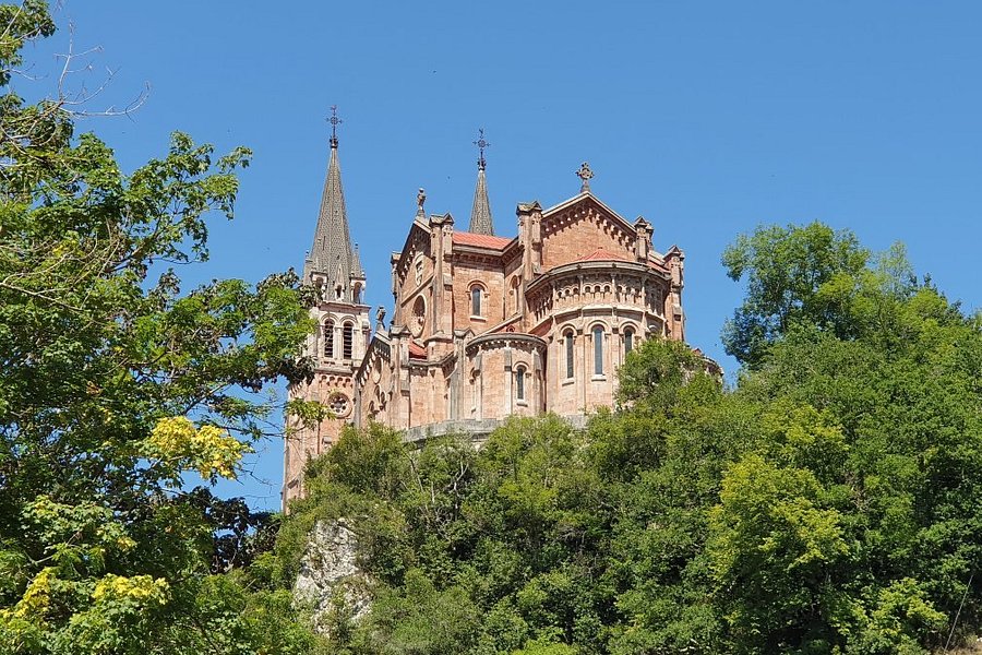 Basilica de Santa Maria la Real de Covadonga image