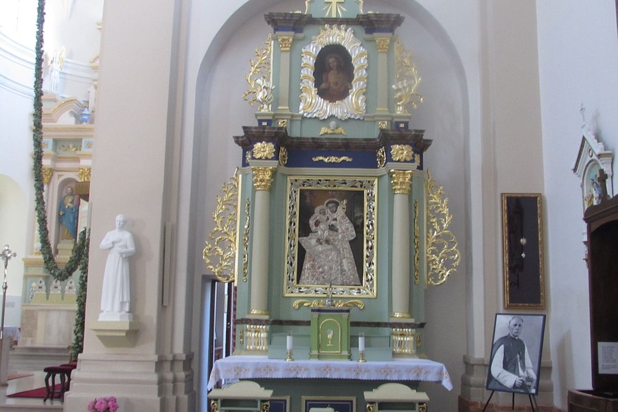 Sv. Apastalu Petro ir Povilo Church image