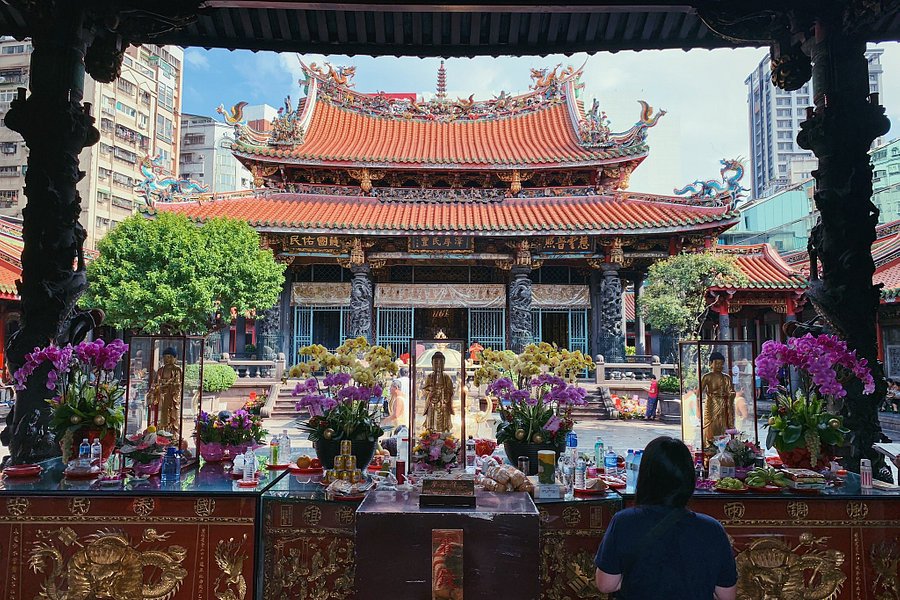 Longshan Temple image