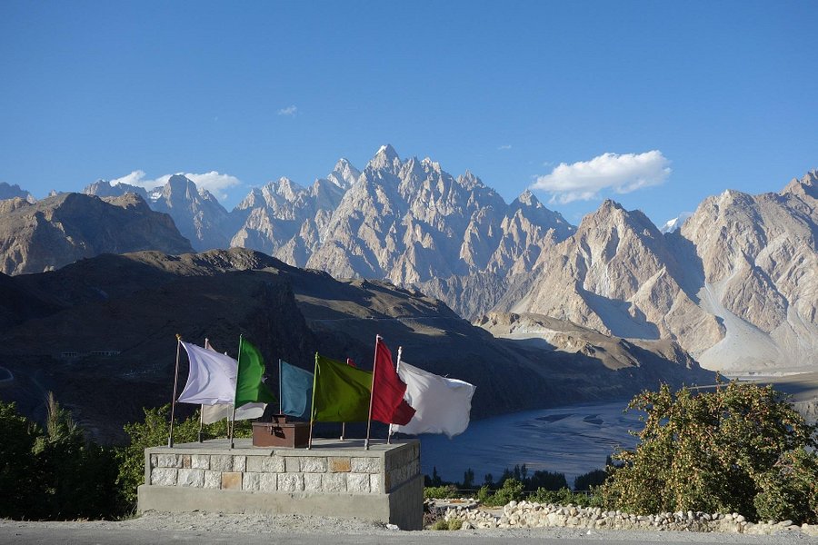 Hunza Discovery Tours image