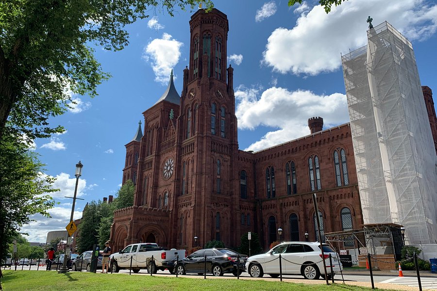 Smithsonian Institution Building image