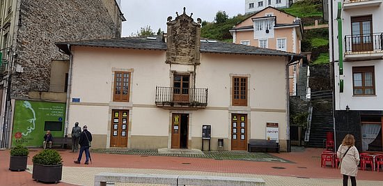 Palacio de Gamoneda image