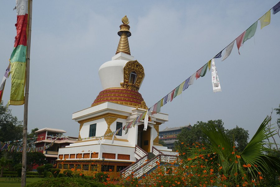 Manang Samaj Stupa image