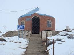 Ukash Ata Maosoleum image