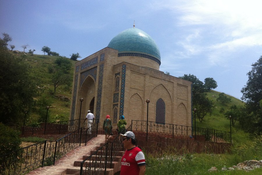 Akbora Mausoleum image