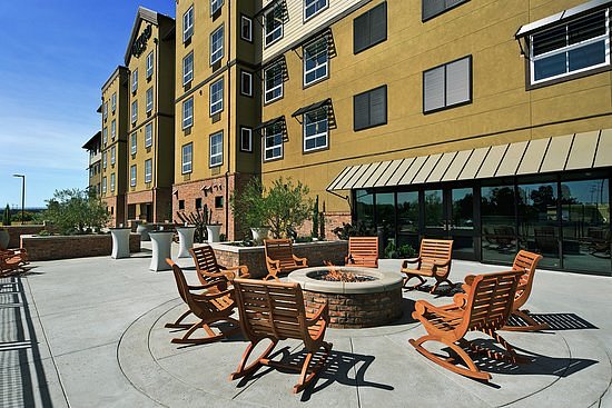 Things To Do in Hampton Inn & Suites Paso Robles, Restaurants in Hampton Inn & Suites Paso Robles