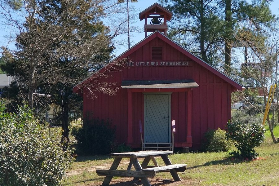Little Red Schoolhouse image