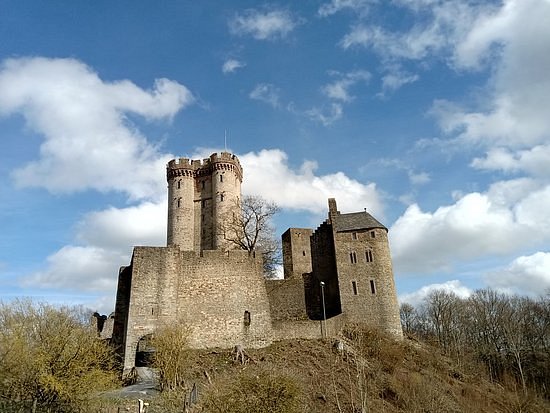 Burg Kasselburg image