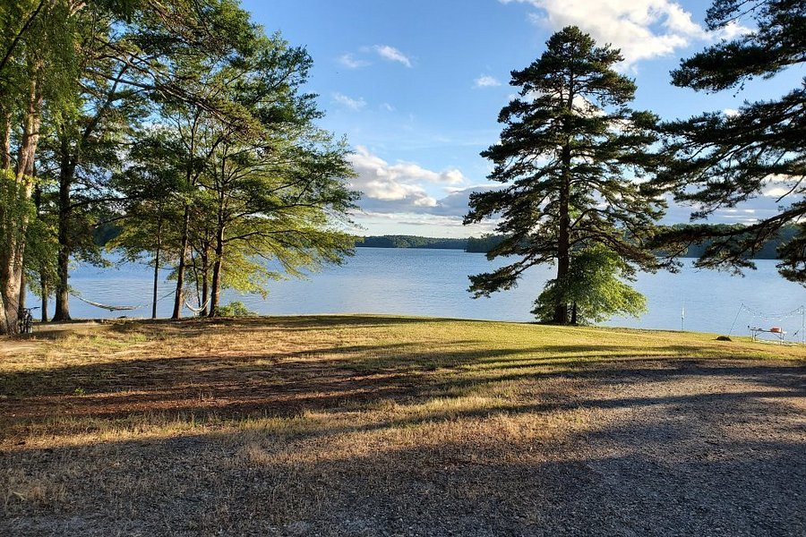 Twin Lakes Park image
