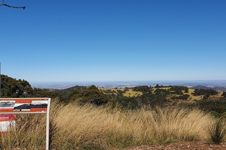 Fishers Lookout & Walking Track Entrance image