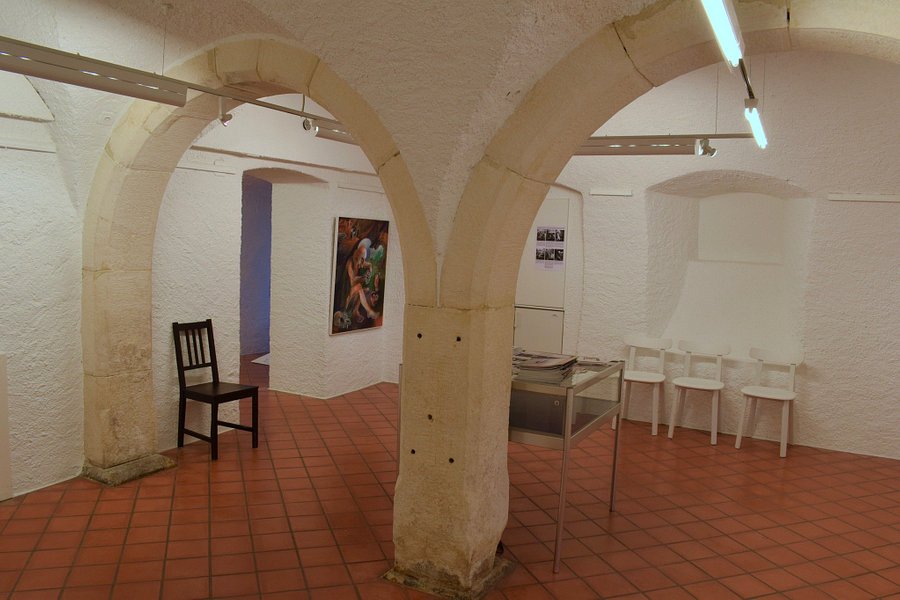 Galerie Le Caveau image