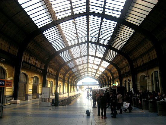 Piraeus Railway Station image
