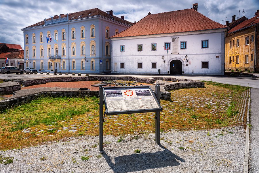 Karlovac City Museum image