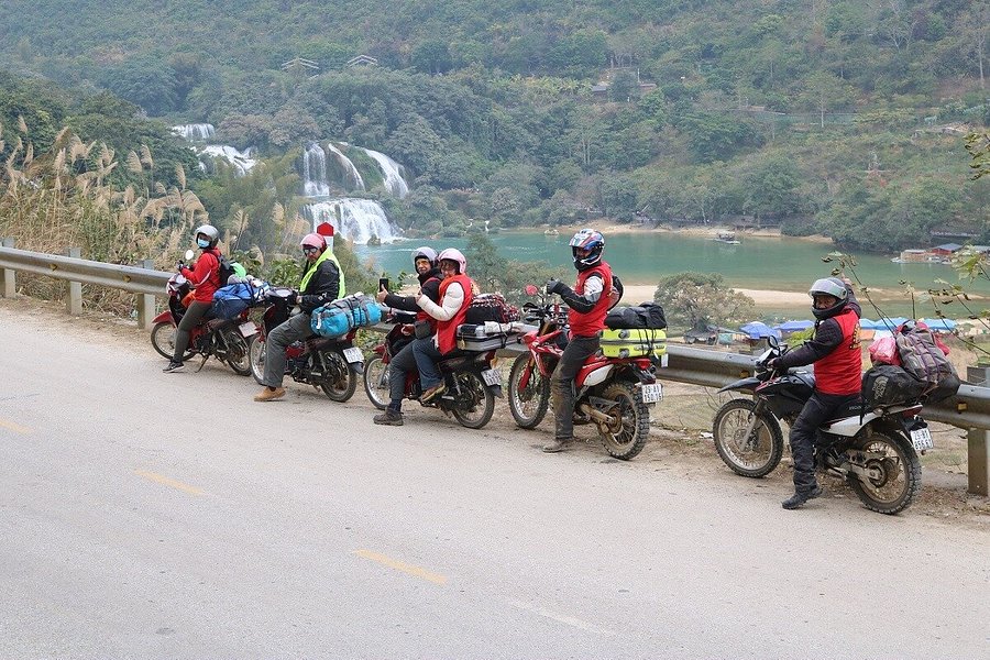 Motorbike Tours Ha Giang image