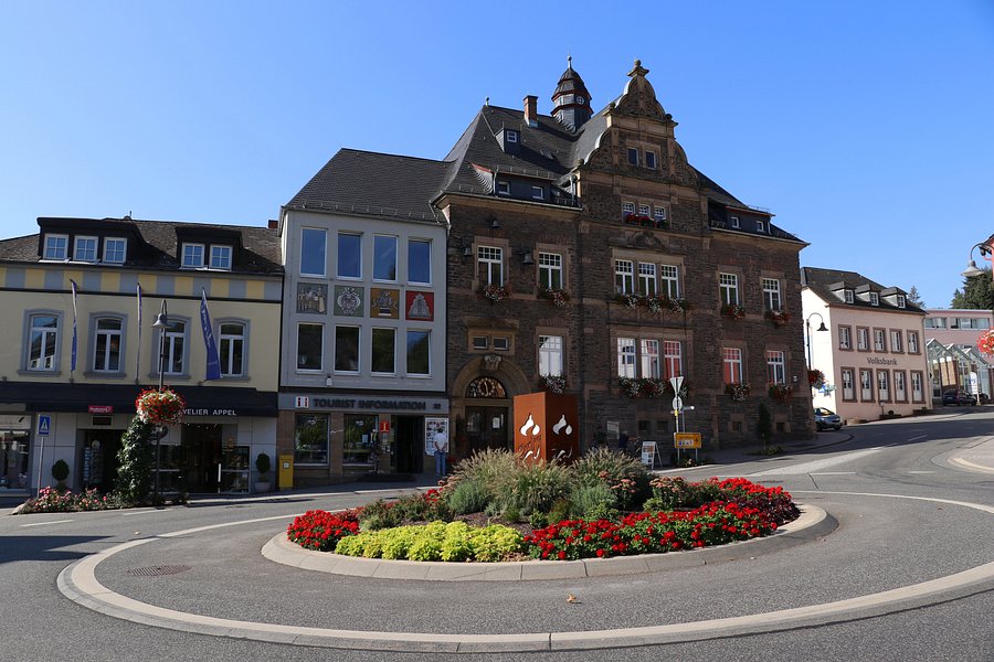 Tourist-information Saarburg image