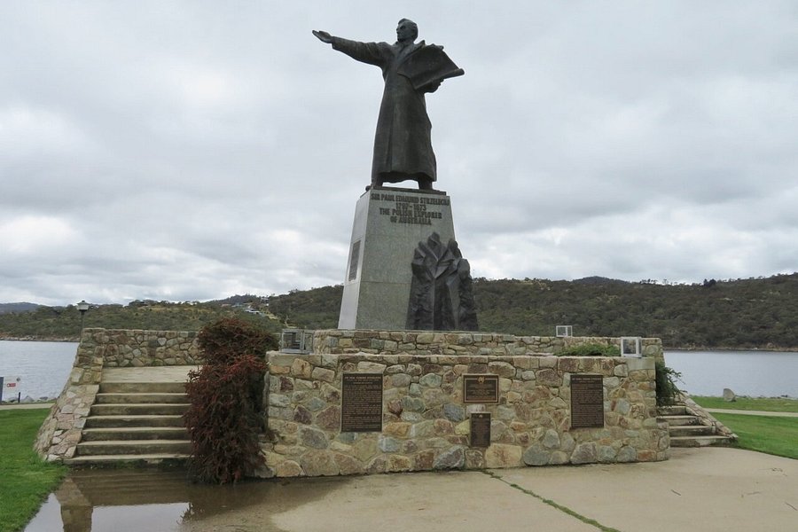 Sir Paul Edmund Strzelecki Monument image