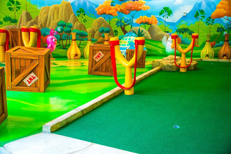 Angry Birds Mini Golf at American Dream image