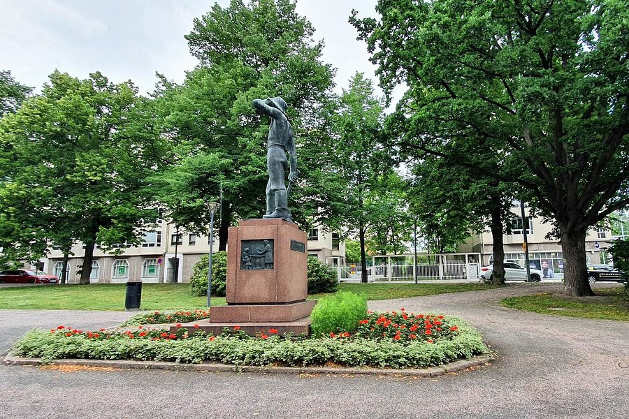 Labour Monument image