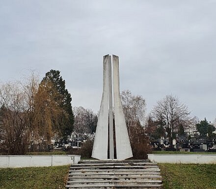Partisan Memorial Graveyard image