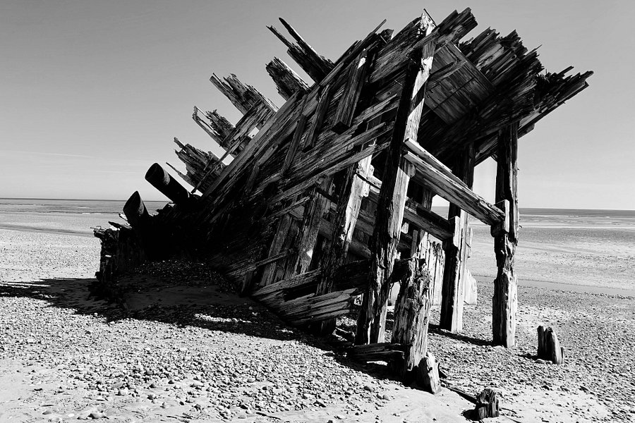 Pesuta Shipwreck Trail image
