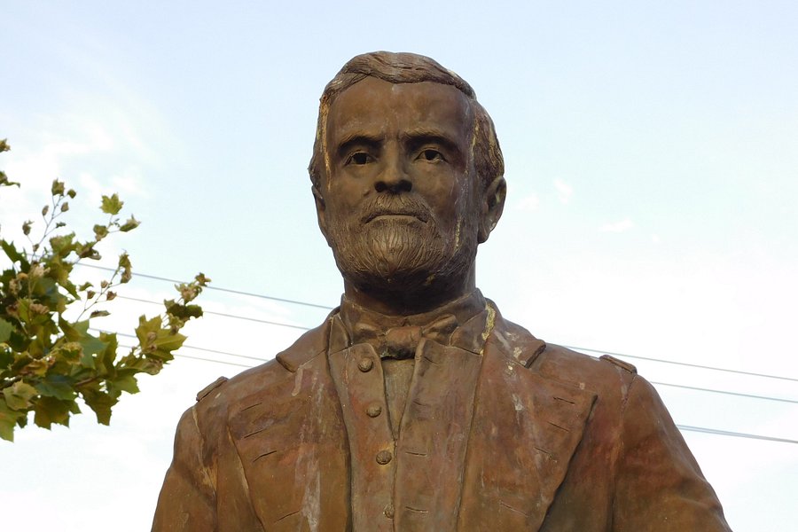 U.S. Grant Statue At Ohio Veteran's Home image