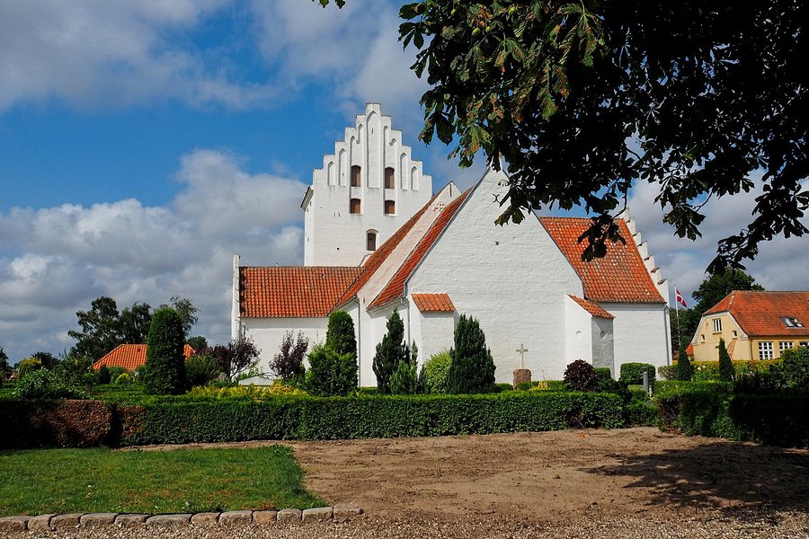 Rynkeby Kirke image