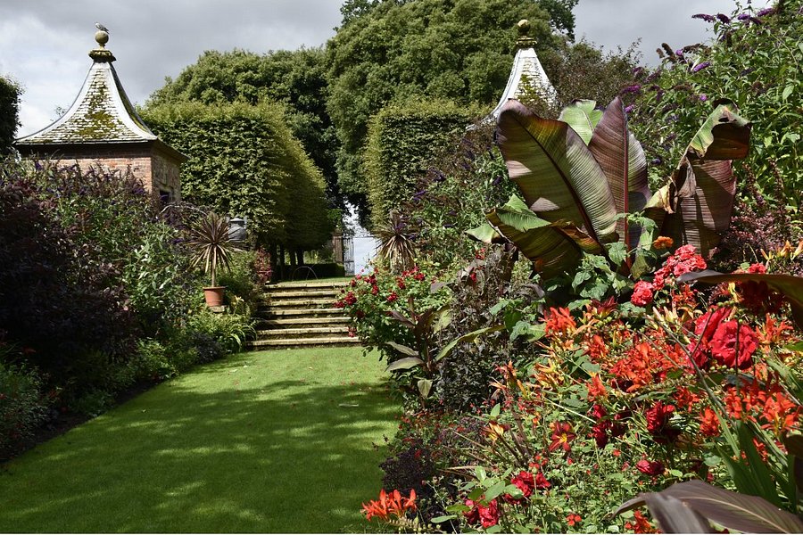 Hidcote Manor Garden image
