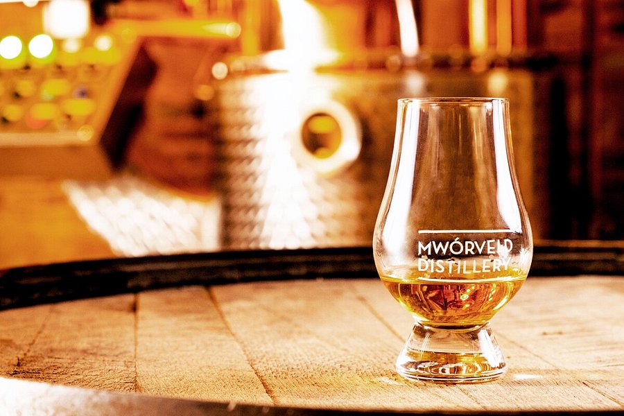 Mworveld Distillery image