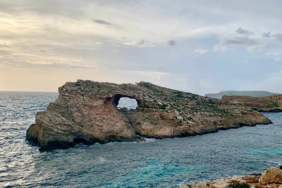 Islet in the Comino image