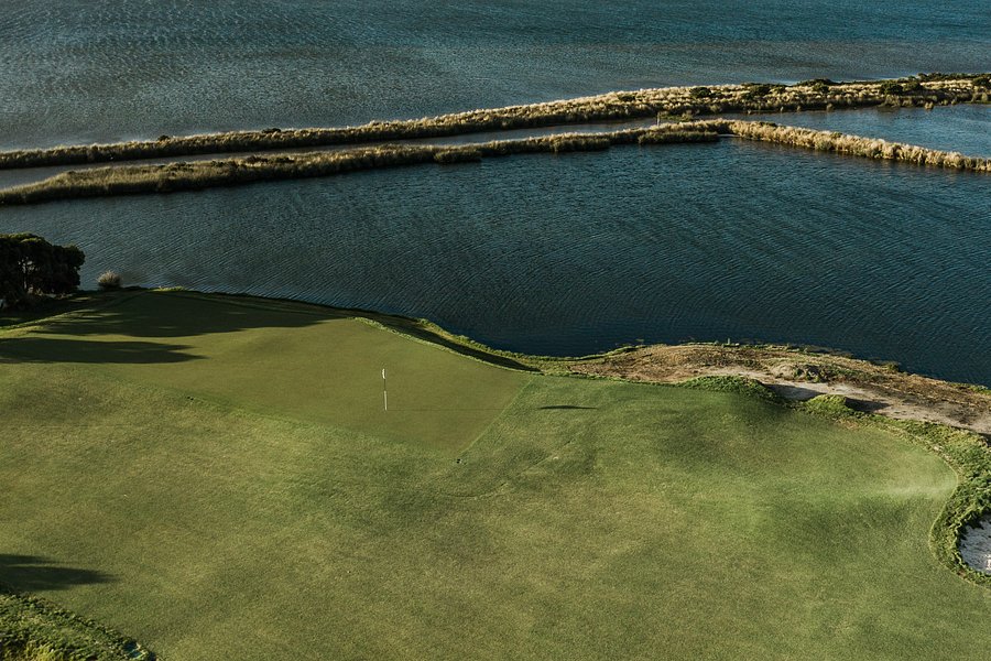 Lonsdale Links image