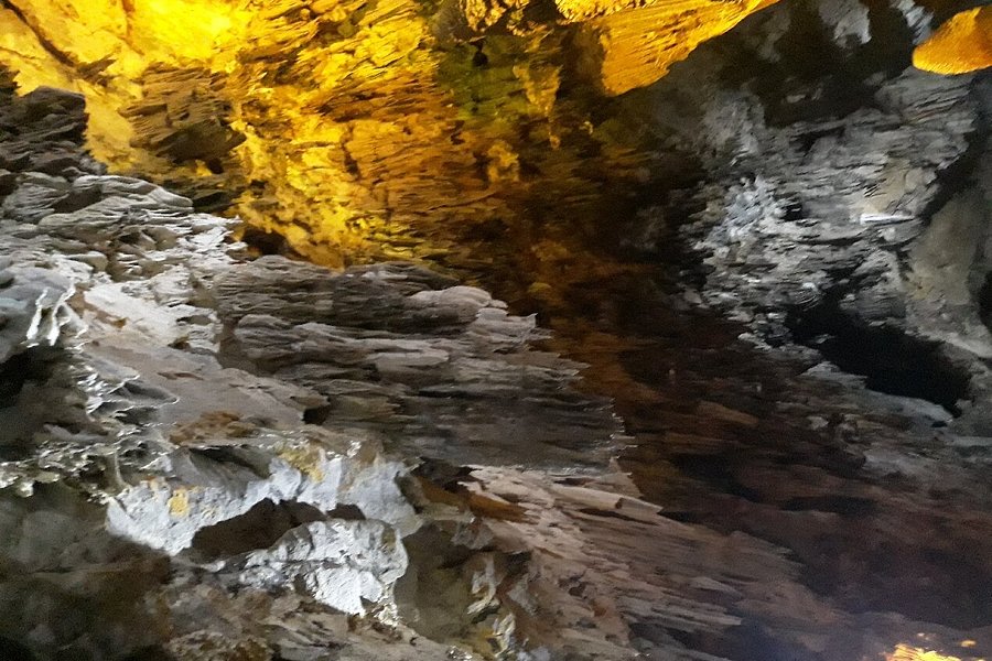 Khám phá hang động Ngườm Ngao - Thác Bản Giốc image