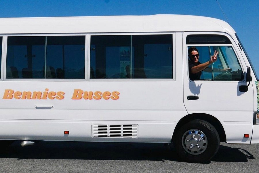 Bennies Buses image