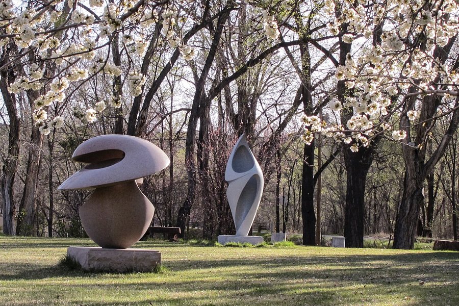 Glenn Green Galleries & Sculpture Garden image